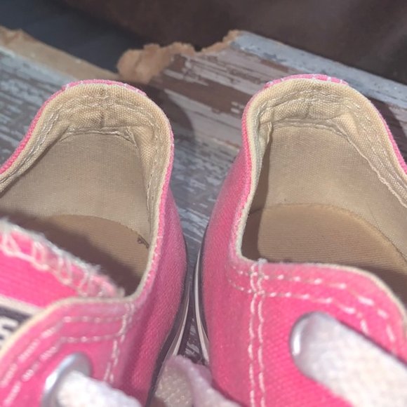 Girls Pink Converse Sneakers - Picture 13 of 15